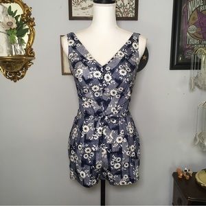 Vintage 50s 60s Navy White Floral V Neck Sleeveless Swimsuit Playsuit Romper